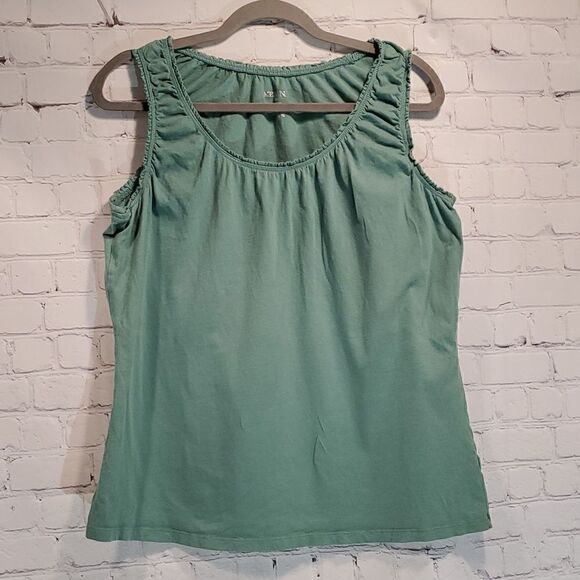 Merona green tank top - Picture 1 of 3